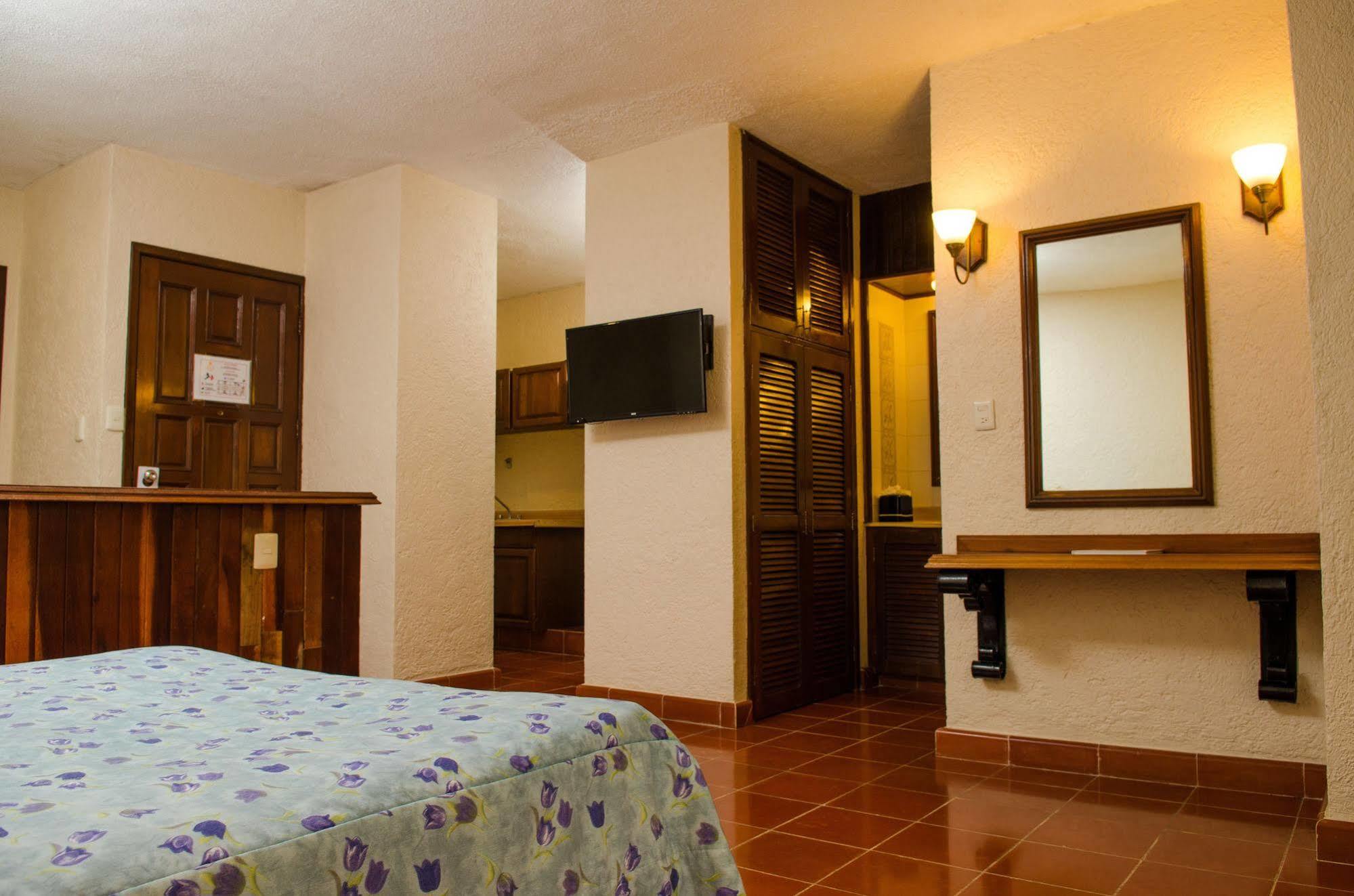 Bahia Hotel